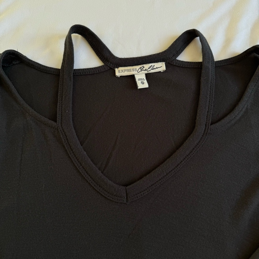 Express Cold Shoulder Top - Picture 2 of 3